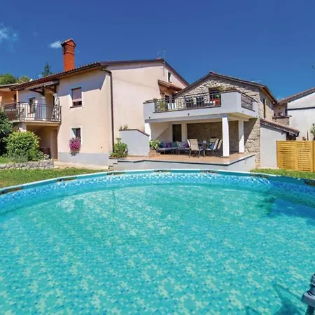 Pupa Opatija Istra * Jurdani